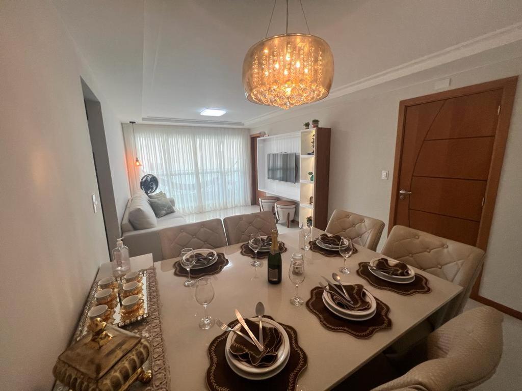 Magnifico Apartamento: Beachfront Charm with 3 AC Rooms & 4 Balconies Guarapari Exterior photo