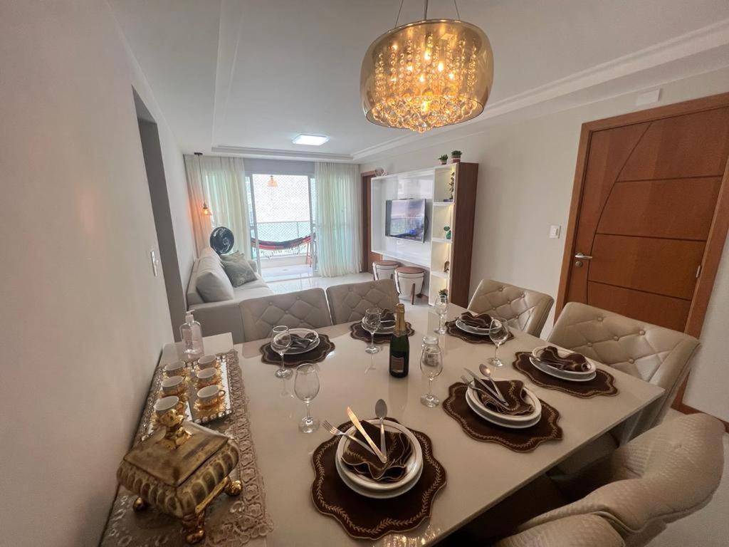 Magnifico Apartamento: Beachfront Charm with 3 AC Rooms & 4 Balconies Guarapari Exterior photo