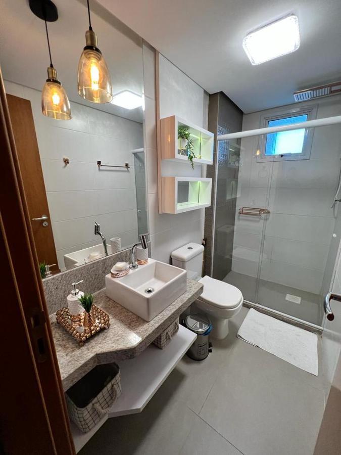Magnifico Apartamento: Beachfront Charm with 3 AC Rooms & 4 Balconies Guarapari Exterior photo
